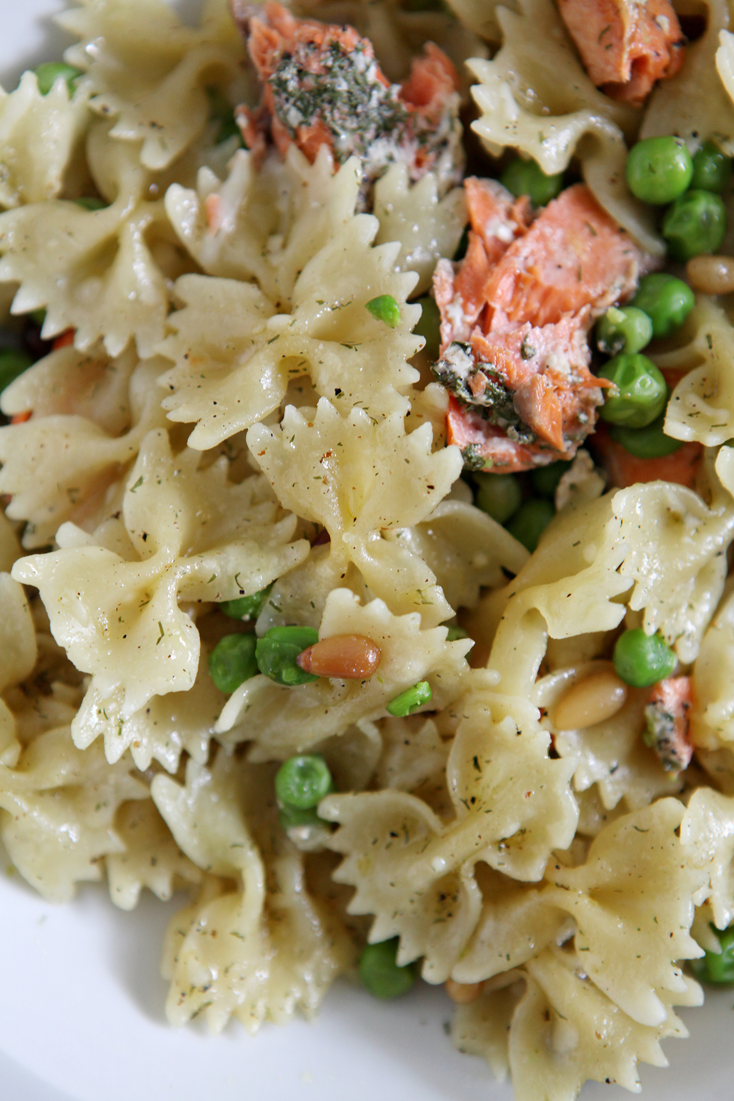 Lemon Salmon Pasta // @speckledpalate for @mycookingspot