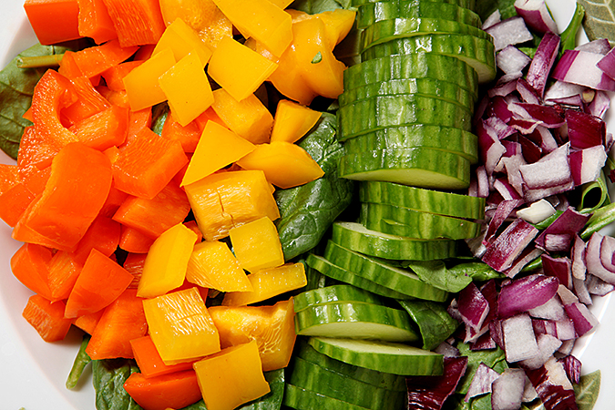 Steak and Sweet Pepper Salad | Summertime salads are delicious, especially when they call for all kinds of fresh vegetables. This salad calls for fresh spinach, sweet peppers, cucumber, red onion and steak, then is topped with a simple mustard vinaigrette! What's not to love?