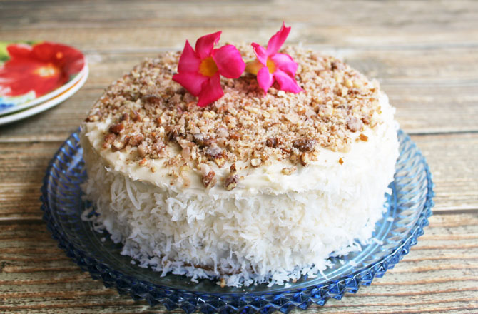Hummingbird Cake whole